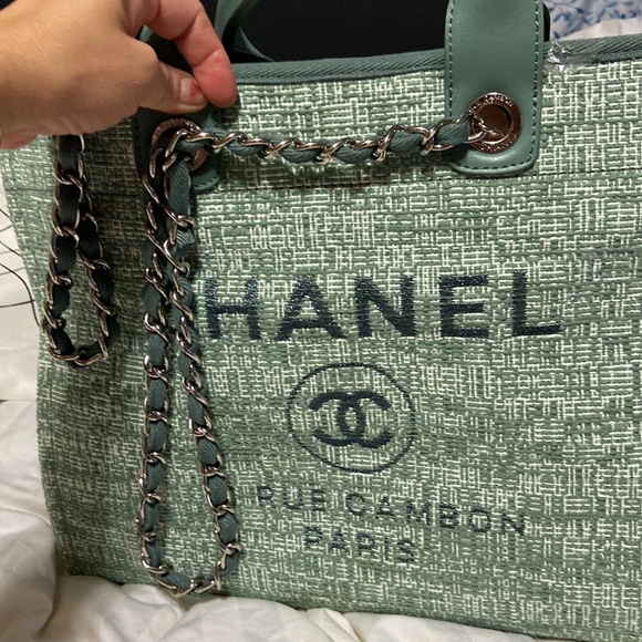 Chanel 31 RUE CAMBON PARIS - Picture 6 of 12